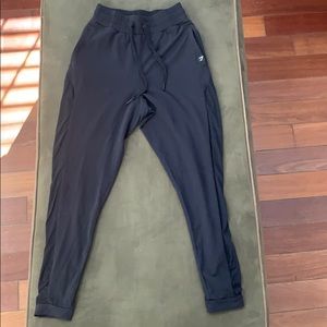Gymshark aura joggers